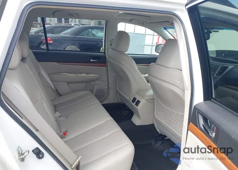 2014 Subaru Outback 2.5I Limited z USA, uszkodzony, nr VIN 4S4BRCLC3E3263008